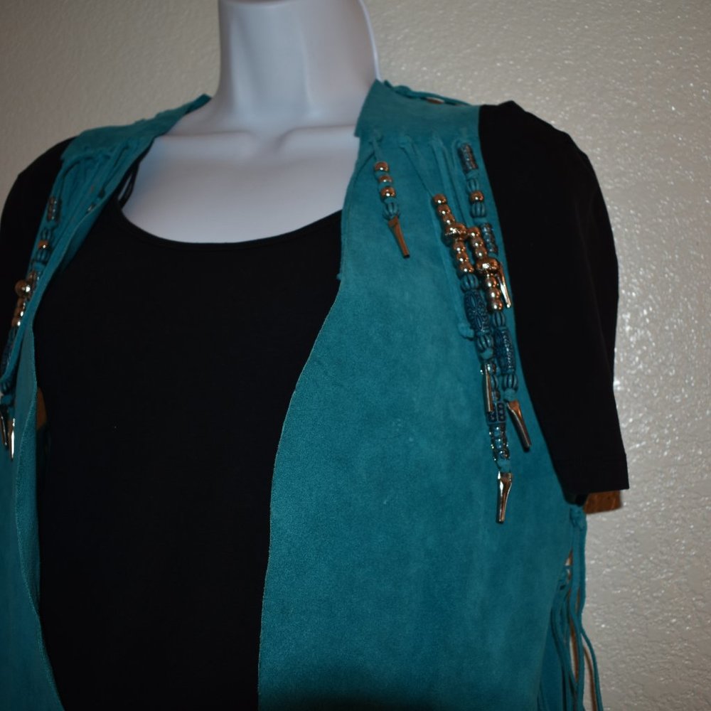 Vintage Leather Cowgirl vest - Picture 5 of 13